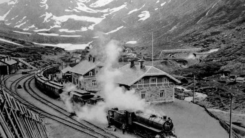 El Tren de Flåm y el Café Rallaren